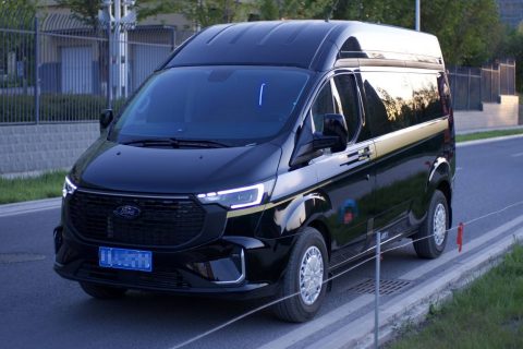 新疆正規營運 7 座包車線上線下預訂渠道匯總