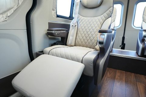 多人團隊純玩喀納斯包車，禾木喀納斯深度遊覽不趕行程