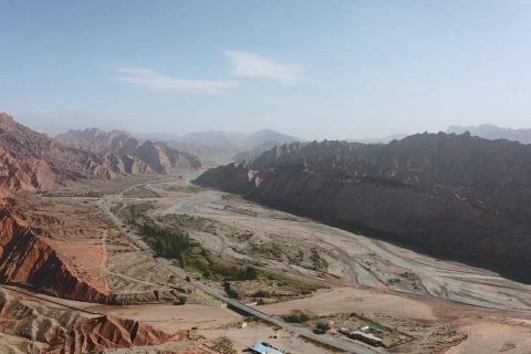 新疆旅行社出行實用參考，旅遊專列行程節奏怎麼判斷，集合和接駁方式需要提前了解