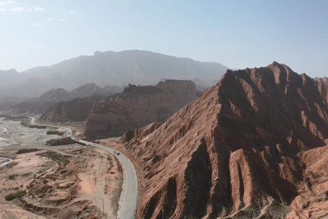 旺季出發信息要以報名時確認為準，新疆旅行社報名前要問哪些問題
