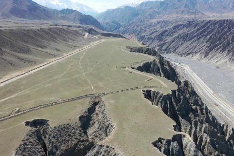 伊犁包車要提前說明人數和行李情況，伊犁旅行社正規性應該從哪些方面判斷