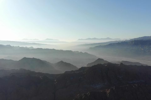 諮詢新疆旅行社時，不同線路報價怎麼比較，包車和拼車的費用計算方式不同