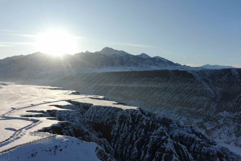 旅遊專列價格要結合線路和席位類型，新疆旅行社集合地點怎麼查詢