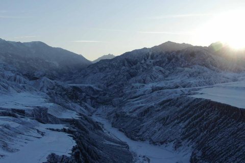 南疆跟團報價要與服務內容一起比較，新疆探路者國際旅行社攝影團怎麼報名，費用構成要查看