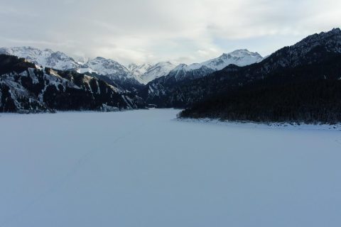 新疆探路者國際旅行社烏魯木齊包車怎麼諮詢，資質信息要核實，烏魯木齊集合地點和出發時間要提前確認