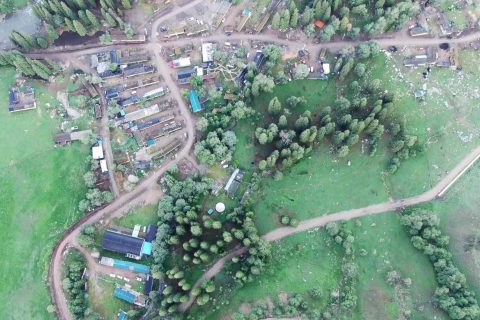伊犁旅行社集合地點怎麼確認，那拉提方向產品要查看停留和用車說明