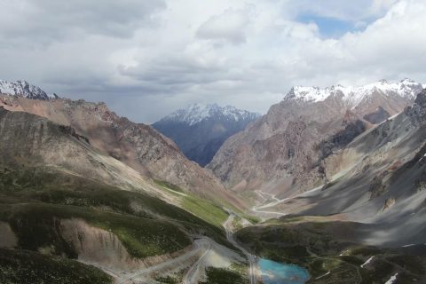 諮詢喀什旅行社時，不同旅行社怎麼比較，不同季節的南疆線路安排會有差異