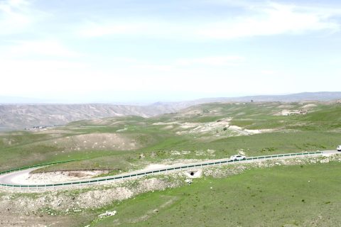 諮詢新疆旅行社時，報價怎麼看，線路內容和報價條件應該一起比較