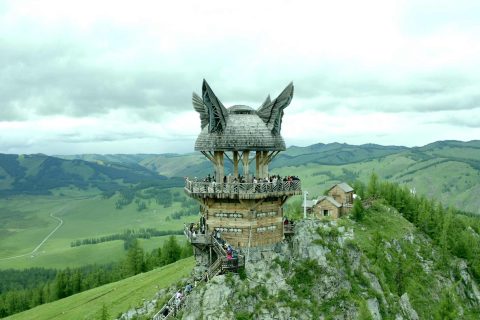 選擇烏魯木齊旅行社前，當地參團要核對接送範圍和集合方式，主營業務怎麼了解
