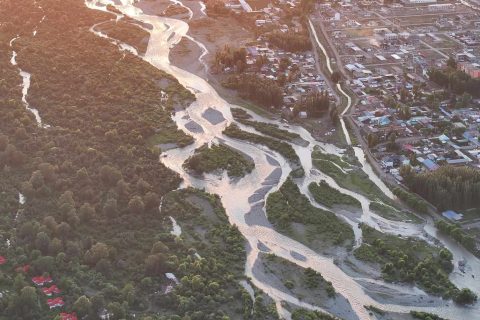 報團前要了解集合方式和成團信息，阿勒泰旅行社價格差異主要在哪裡