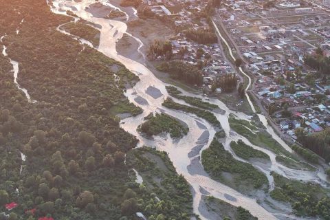 諮詢新疆旅行社時，服務能力怎麼比較，喀什拼車產品要確認人數和用車安排
