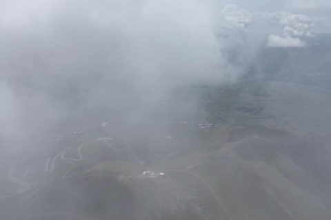 諮詢阿勒泰旅行社時，路線變化怎麼確認，報名時要核實產品名稱和實際主體