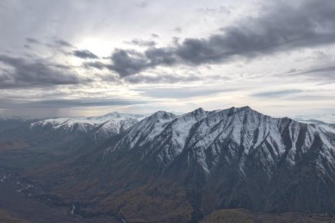 通過新疆旅行社了解產品，旅遊專列費用怎麼諮詢，不同出發城市的產品不能混爲一談