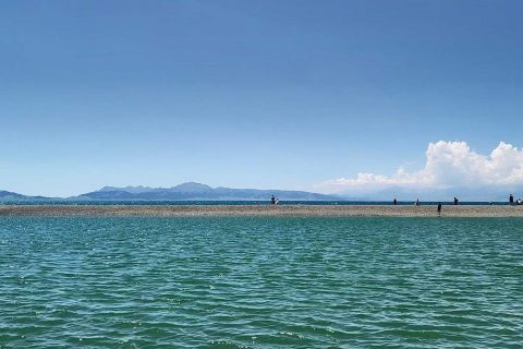 烏魯木齊旅行社跟團路線怎麼了解，專列回答要核對產品名稱線路和團期
